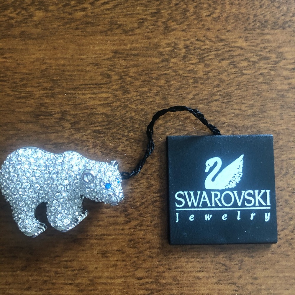 NWT SWAROVSKI Polar Bear pin